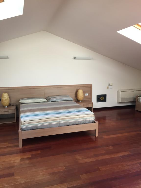 Almaresort B&B Roma Phòng bức ảnh